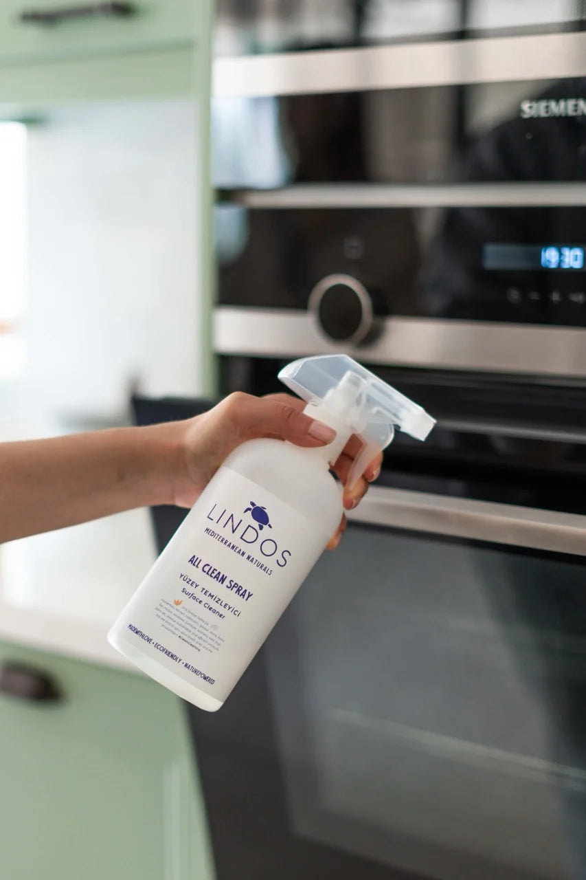 Lindos Naturals Super Concentrated Surface Cleaner – Orange & Bergamot – 600 ml + Spray Bottle